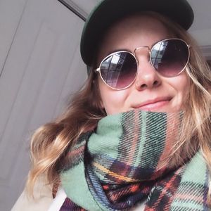 Meet your Posher, Jenny